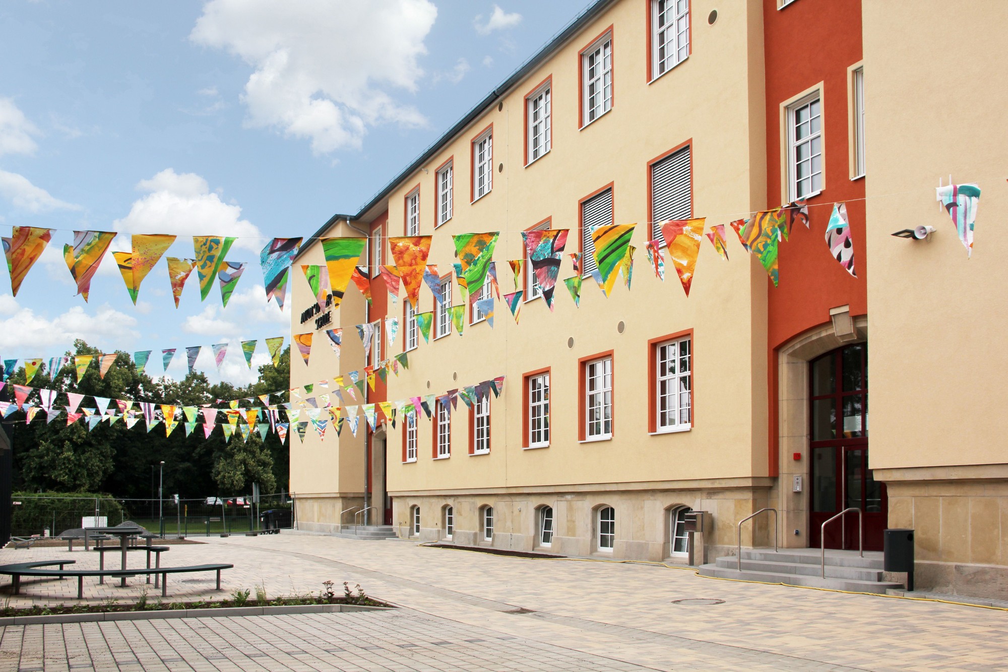 Gesamtsanierung der Staatl. Grundschule Anton Sommer, Rudolstadt